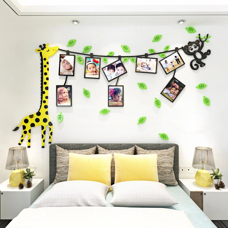 Giraffe & Monkey - Children Bedroom Wall Decor