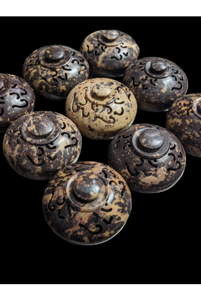 Resin incense gift set with om soapstone incense holder