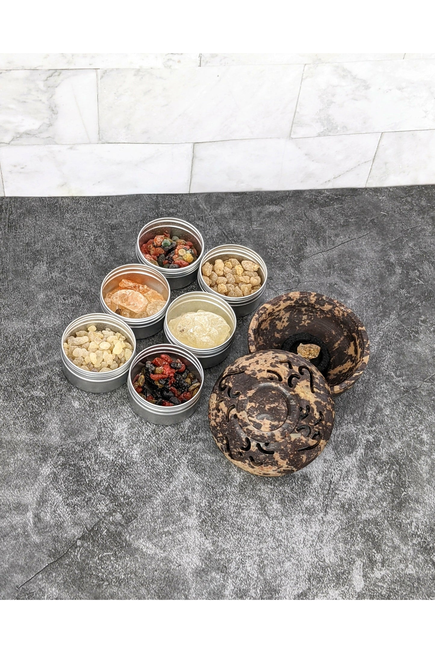 Resin incense gift set with om soapstone incense holder
