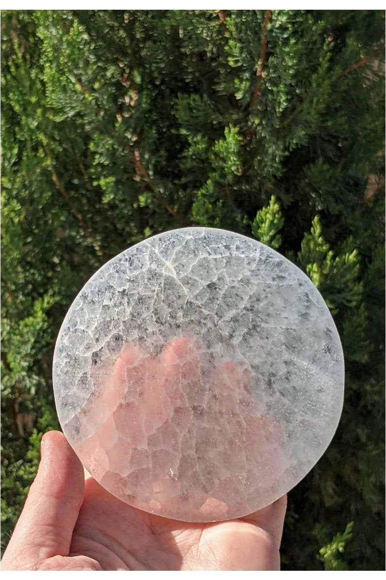 Round White selenite Charging Plate - 1 pc