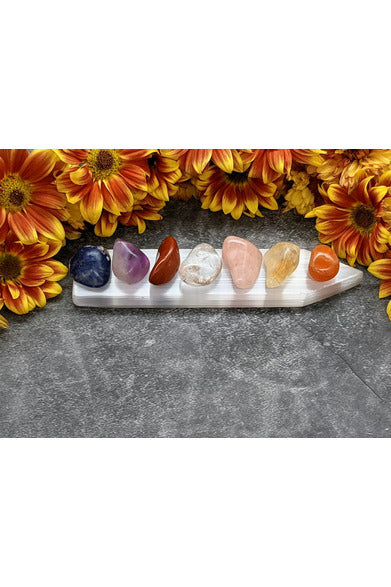 7 Chakra crystals set with selenite charging tray